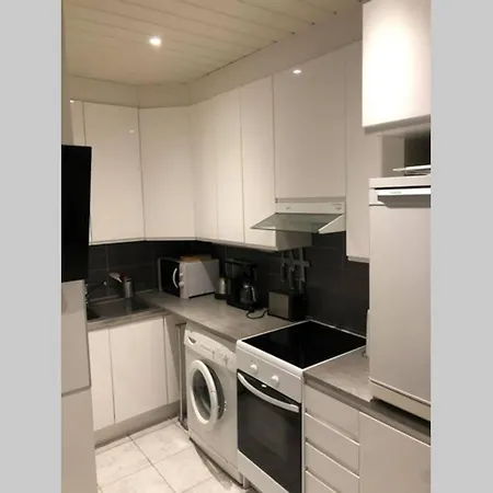 Apartment A Cozy With Code Lock, Near University